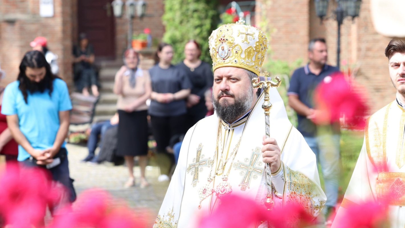 Popas de rugăciune la Mănăstirea Plumbuita 298167