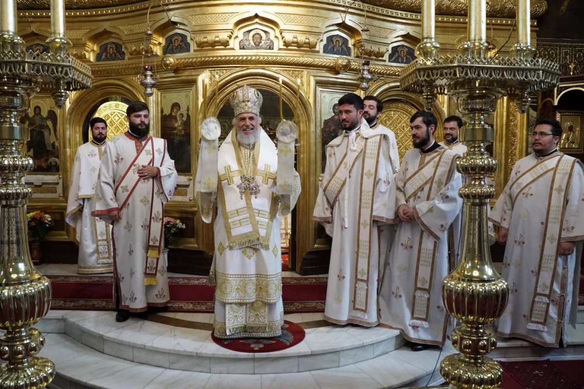 Hirotonie la Catedrala Arhiepiscopală din Galați 298243