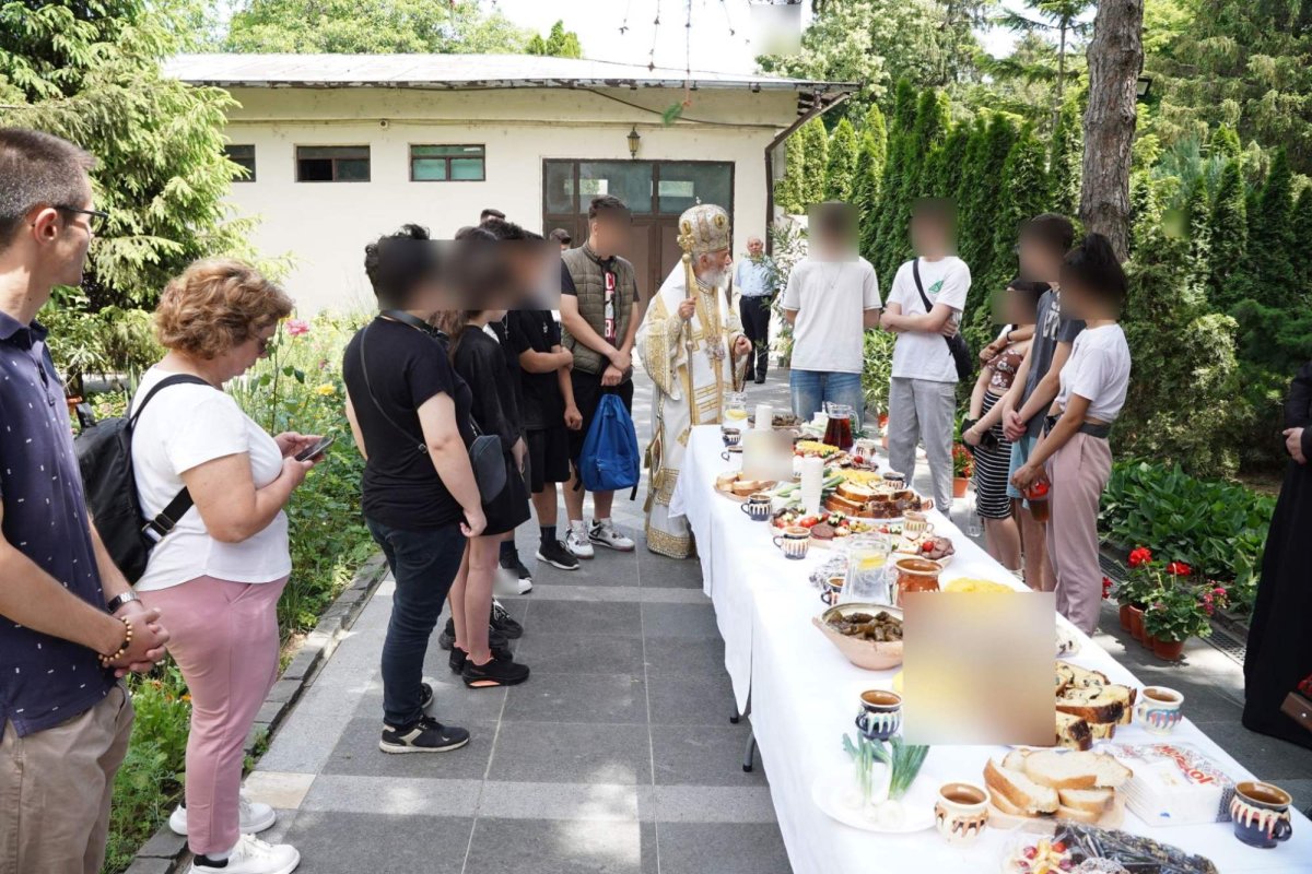 Hirotonie la Catedrala Arhiepiscopală din Galați 298244