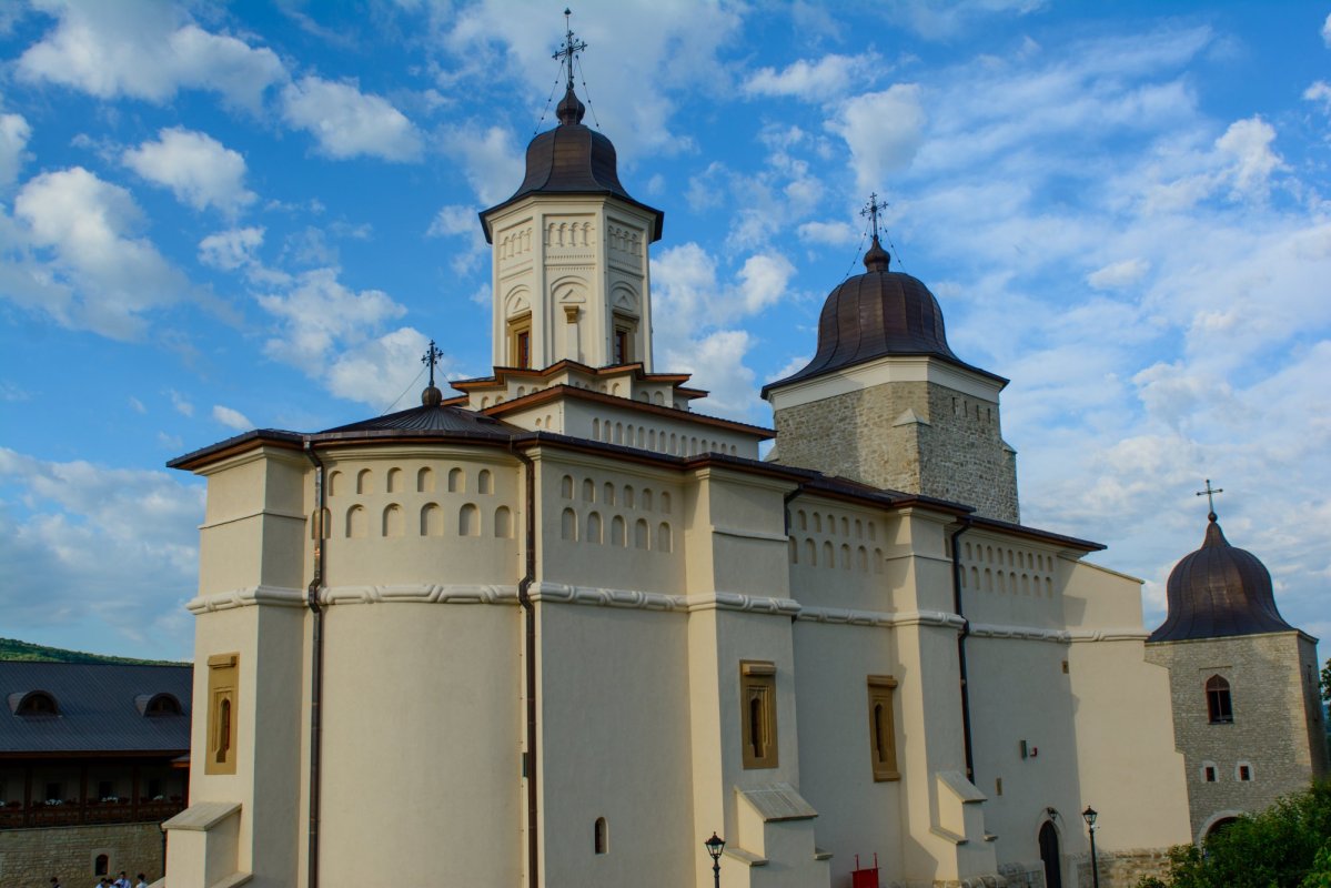 Mănăstirea Bârnova la frumusețea începuturilor 298213