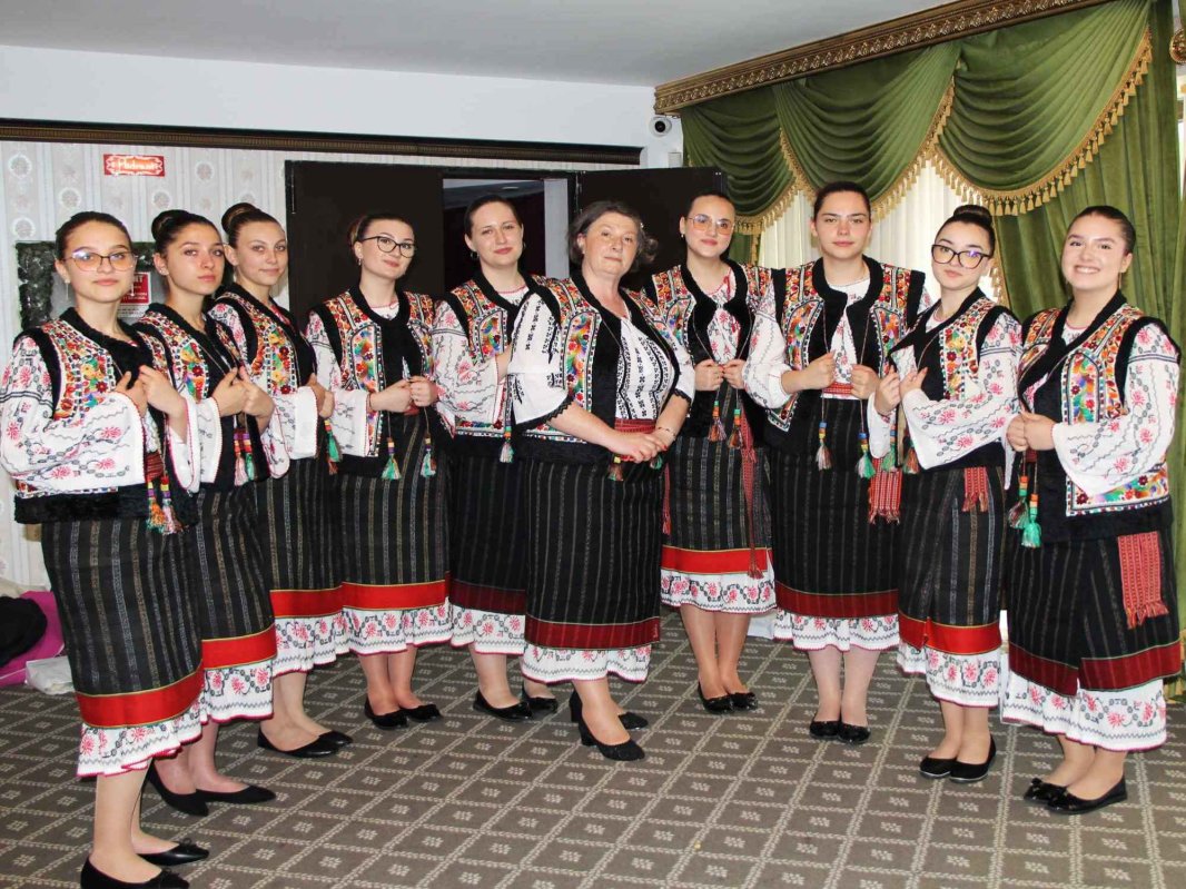 Concurs de suflet al micuţilor cântăreți de pricesne la Iaşi 298307