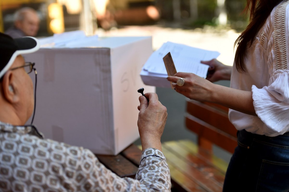 Condiții de solicitare a urnei speciale 298476