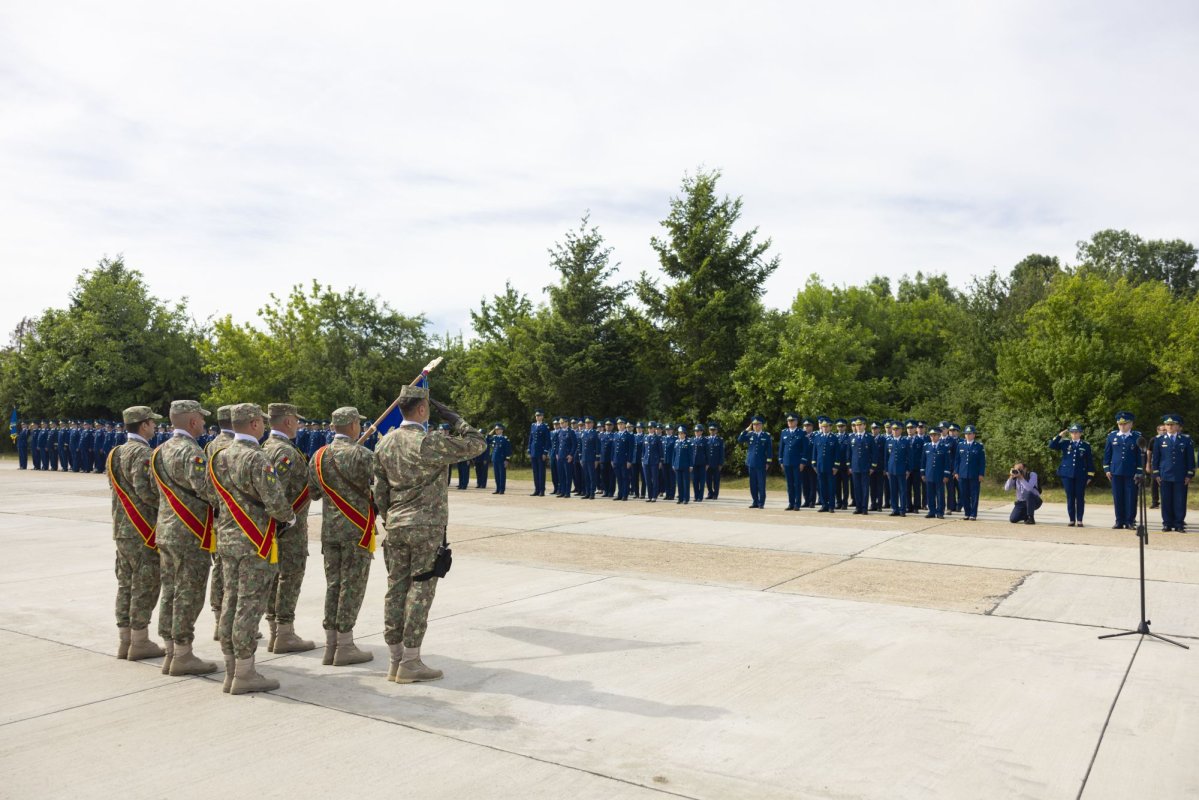 Eveniment aniversar la Baza 90 Transport Aerian  298514
