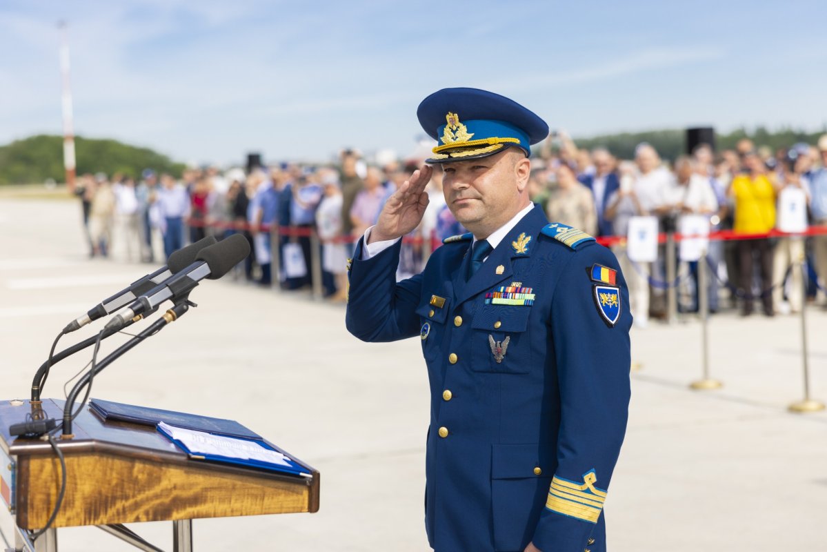 Eveniment aniversar la Baza 90 Transport Aerian  298515