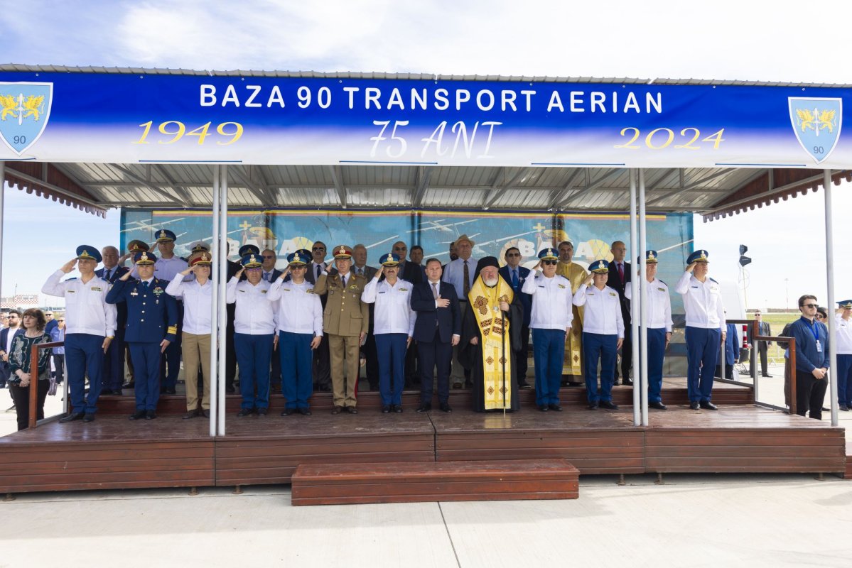 Eveniment aniversar la Baza 90 Transport Aerian  298524
