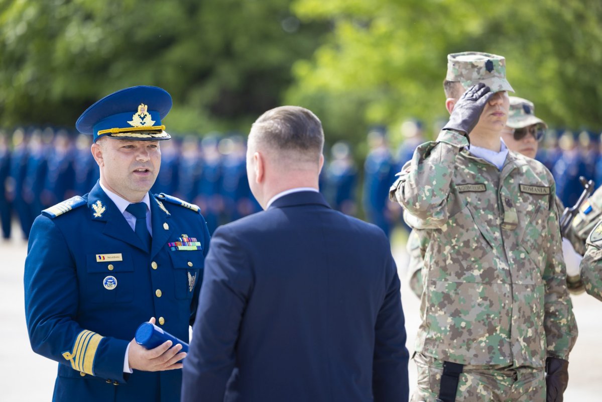 Eveniment aniversar la Baza 90 Transport Aerian  298530