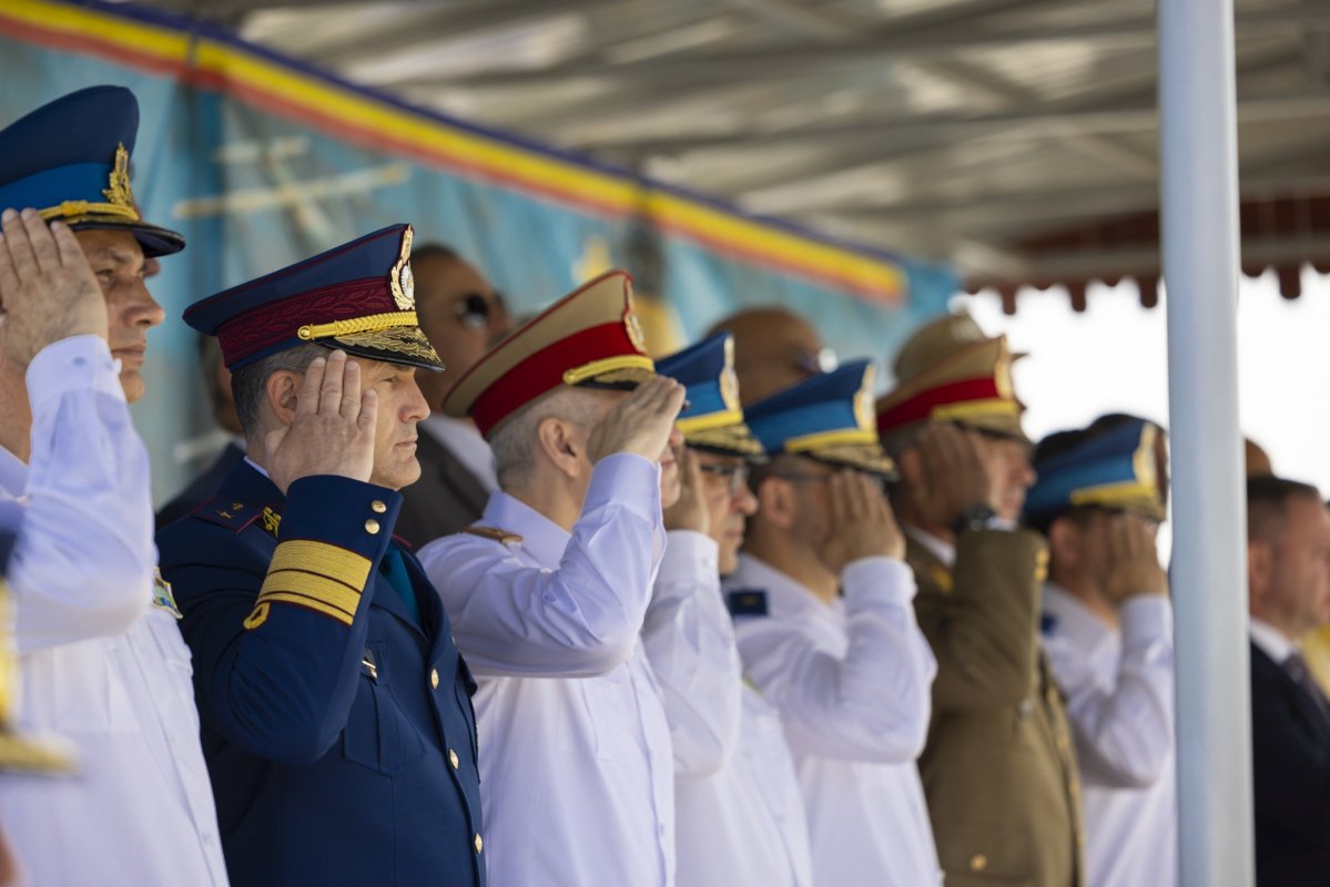 Eveniment aniversar la Baza 90 Transport Aerian  298532