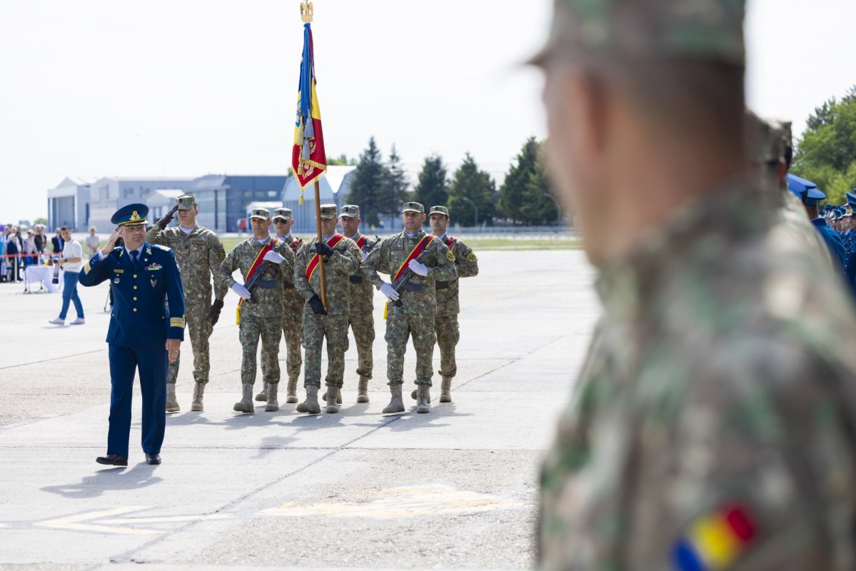 Eveniment aniversar la Baza 90 Transport Aerian  298534