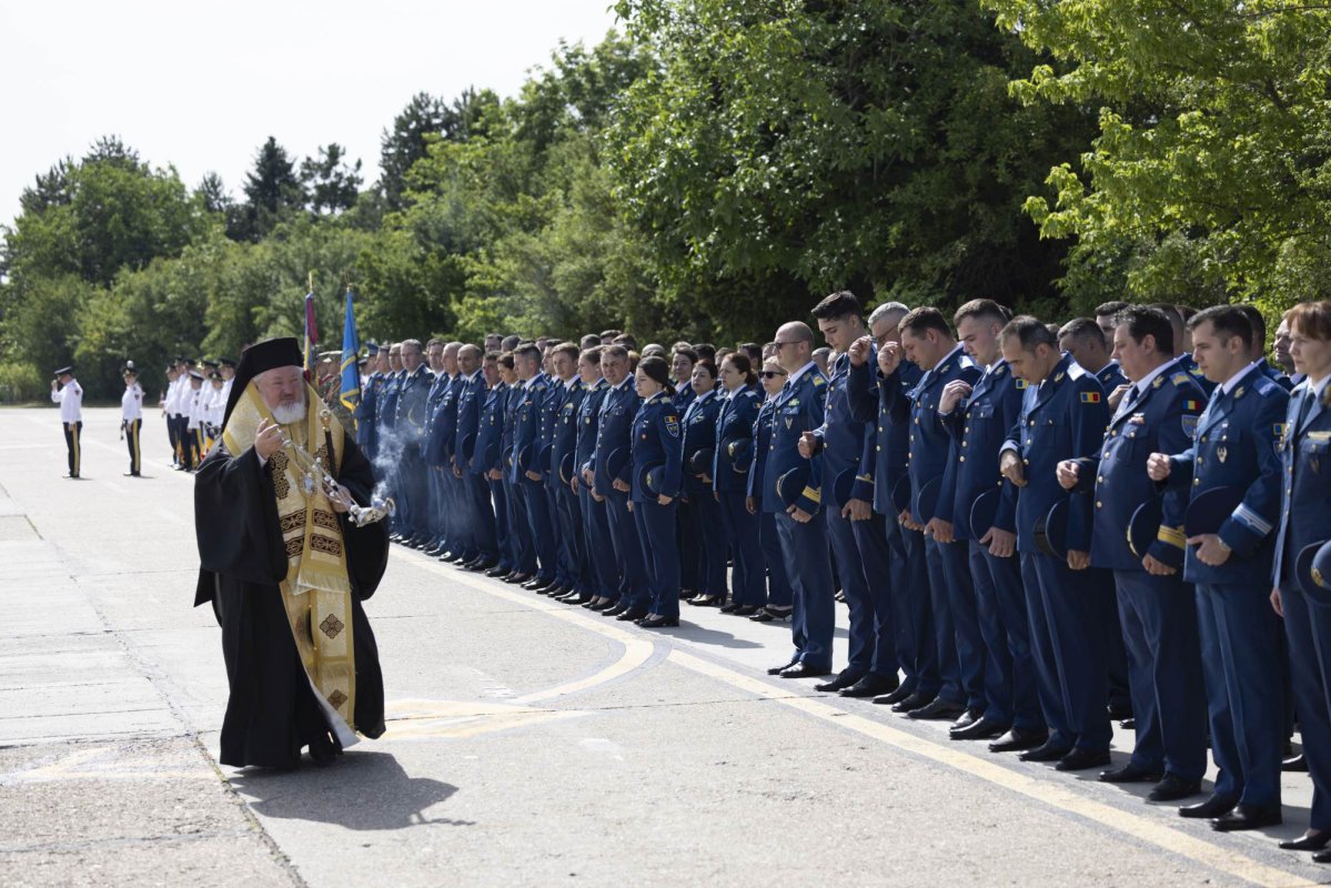 Eveniment aniversar la Baza 90 Transport Aerian  298536