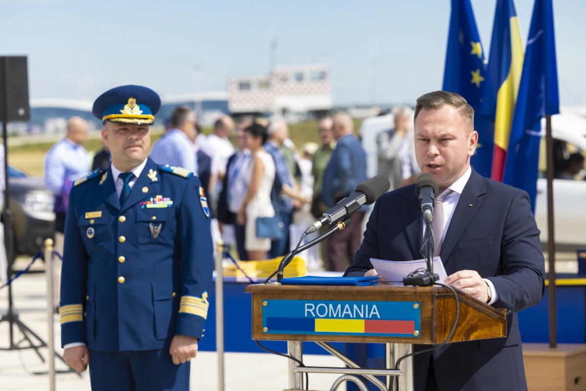 Eveniment aniversar la Baza 90 Transport Aerian  298540