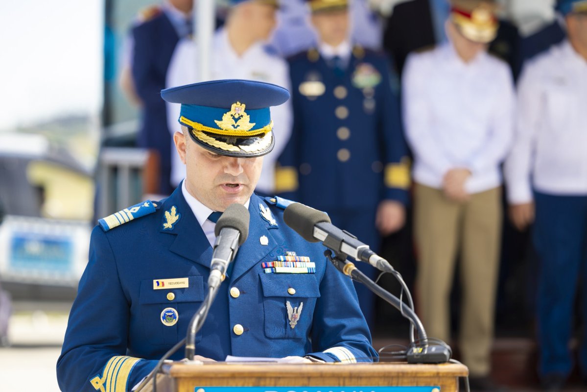 Eveniment aniversar la Baza 90 Transport Aerian  298542