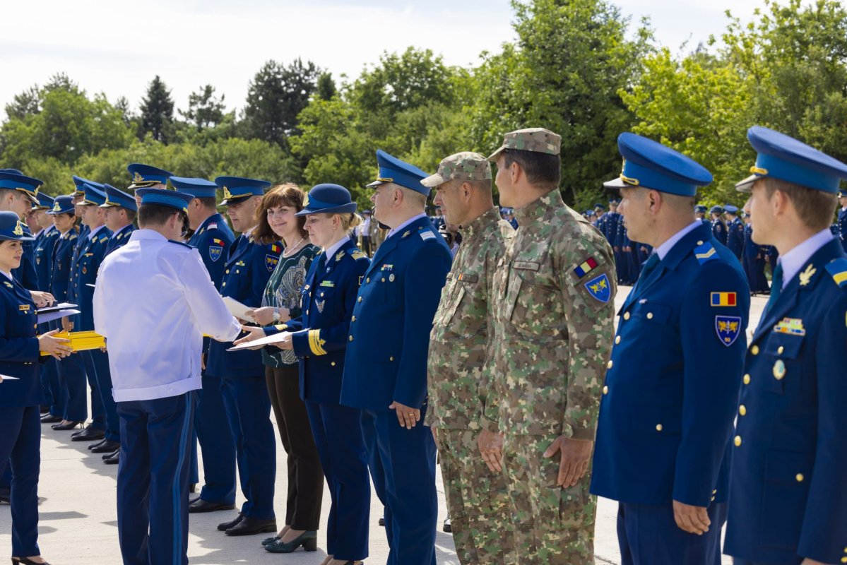 Eveniment aniversar la Baza 90 Transport Aerian  298549