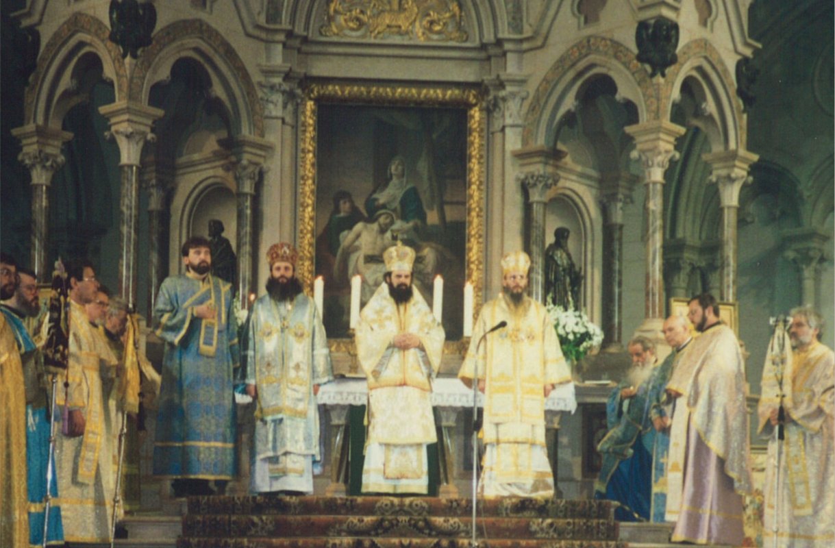 „Mitropolia noastră s-a zidit pe jertfa rugăciunii, a iertării și a iubirii” 298462