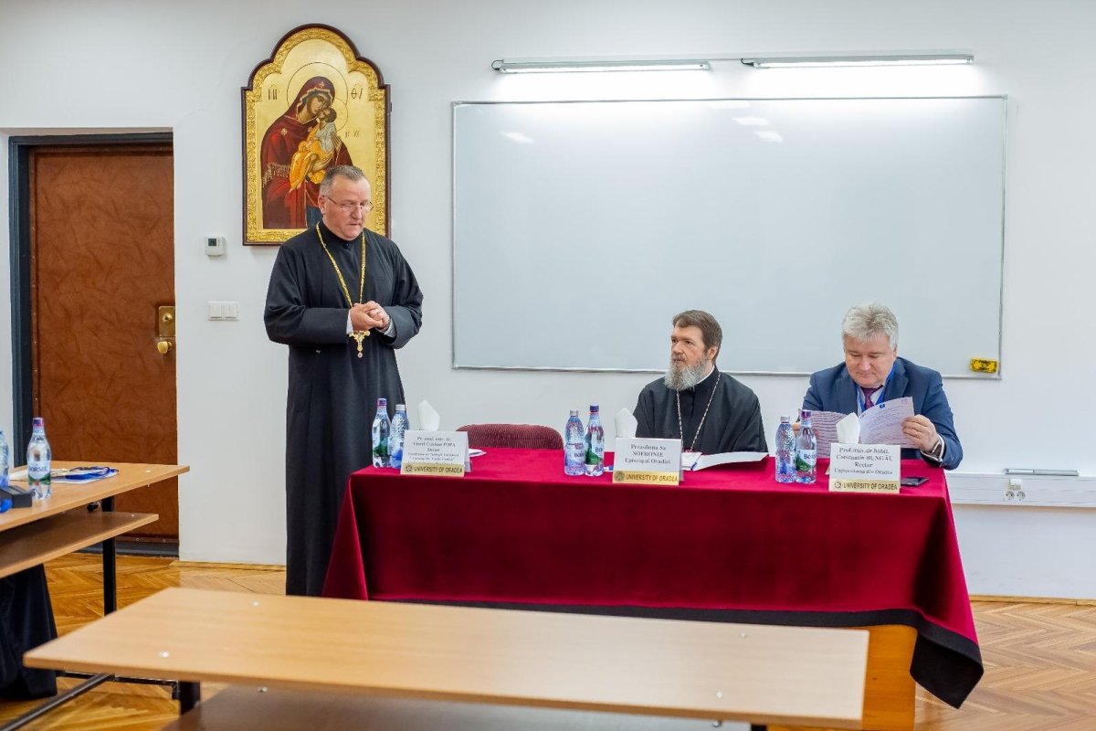 Simpozion cu participare internațională la Oradea 298605