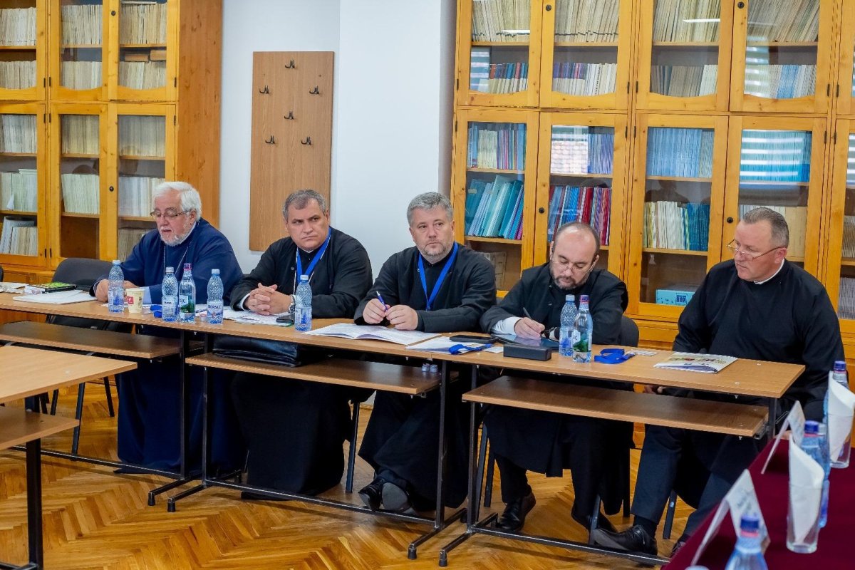 Simpozion cu participare internațională la Oradea 298607