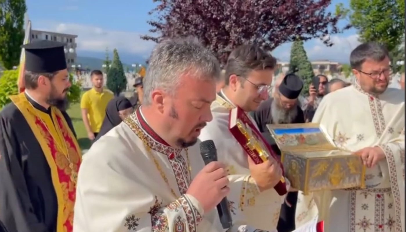 Brâul Maicii Domnului, adus spre închinare la Ghimbav, județul Brașov 298783