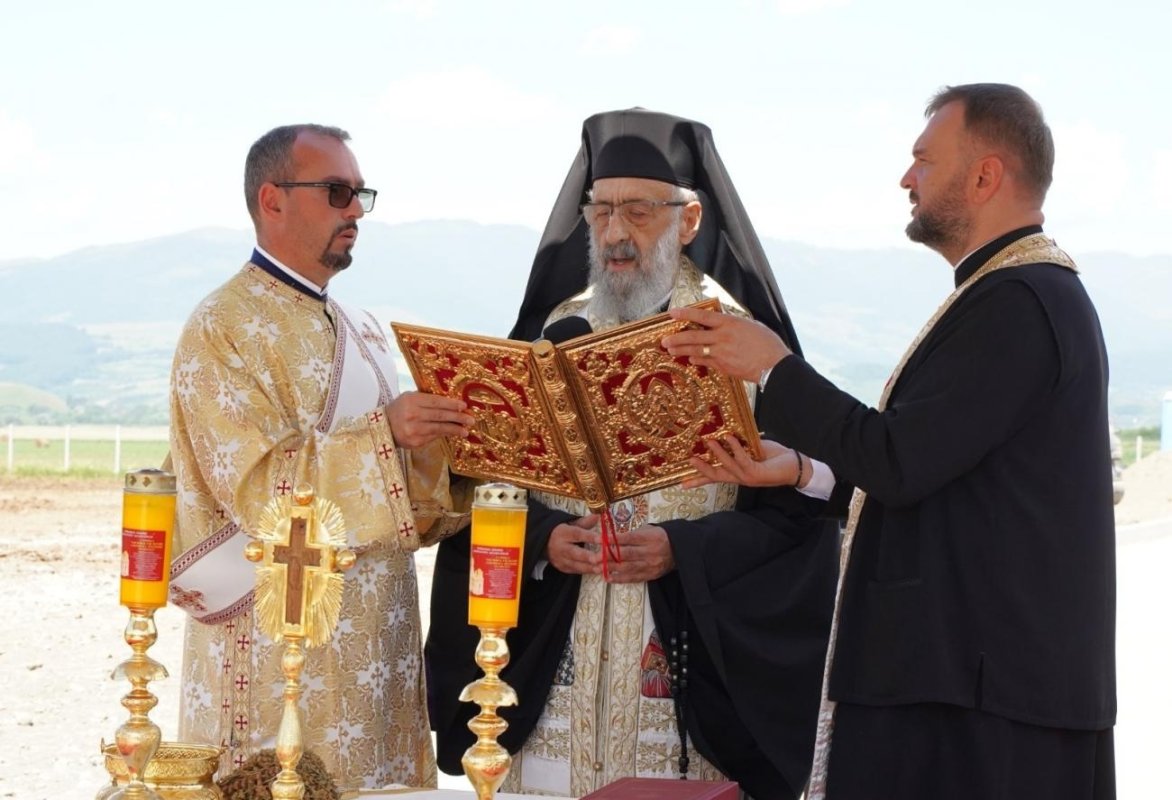 Binecuvântarea noului Cimitir eparhial „Lumina Învierii”, în Alba Iulia 298936