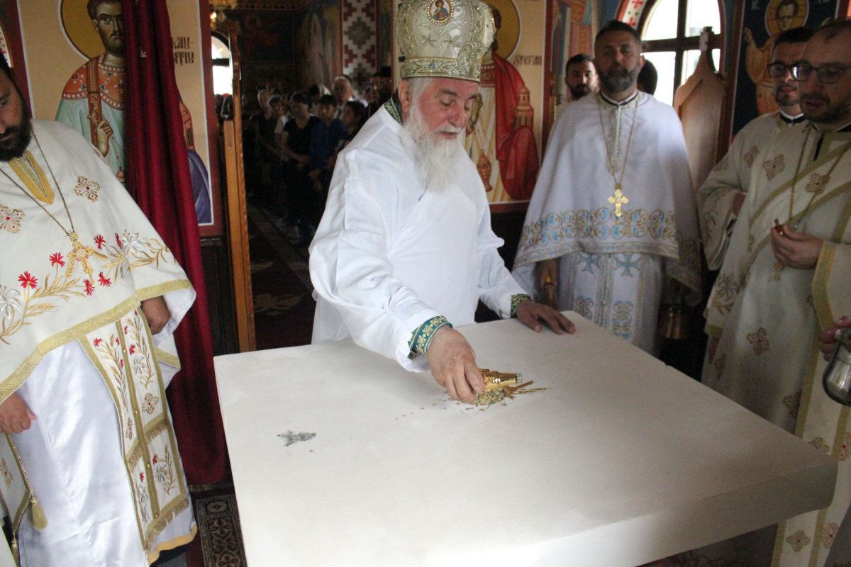 Momente de bucurie și împlinire într-o parohie doljeană 298908