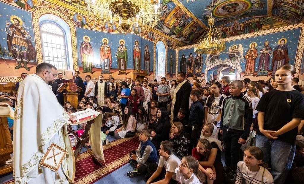 „Luna pastorației copiilor și tinerilor”, în Episcopia Hușilor 298980