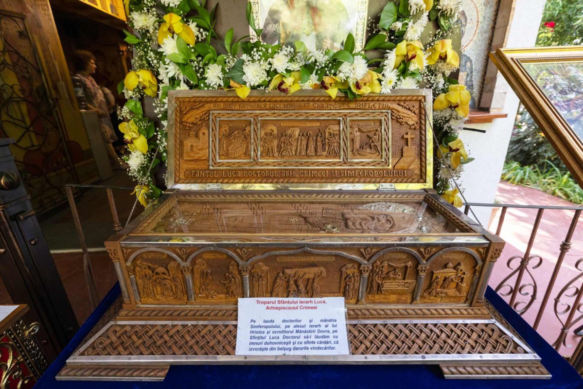 Sfântul Ierarh Luca al Crimeei a fost sărbătorit în Capitală 299070