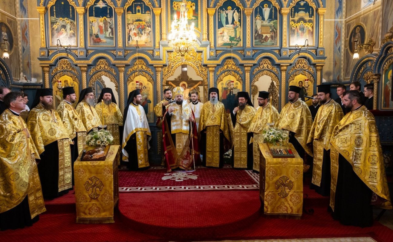 Hram și aniversare în Episcopia Daciei Felix 299258