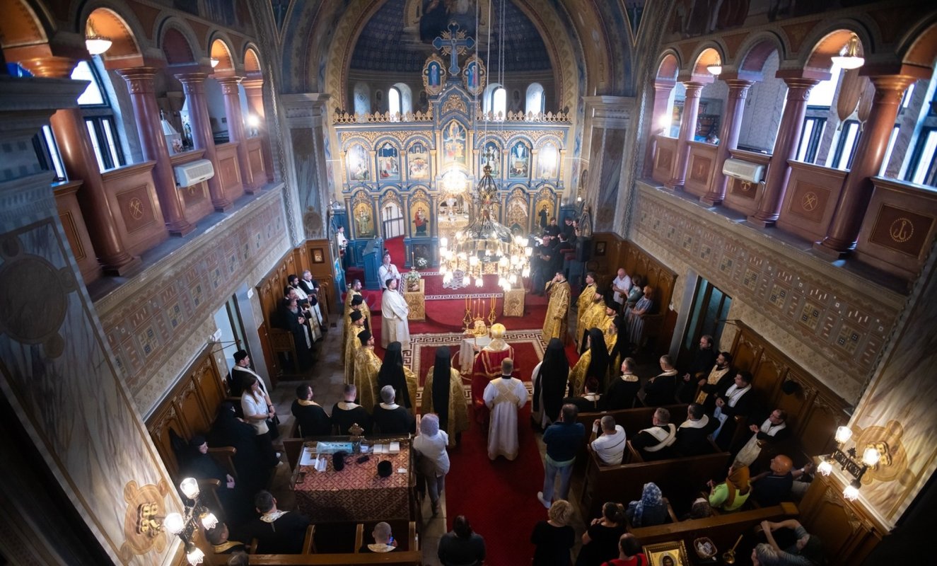 Hram și aniversare în Episcopia Daciei Felix 299259