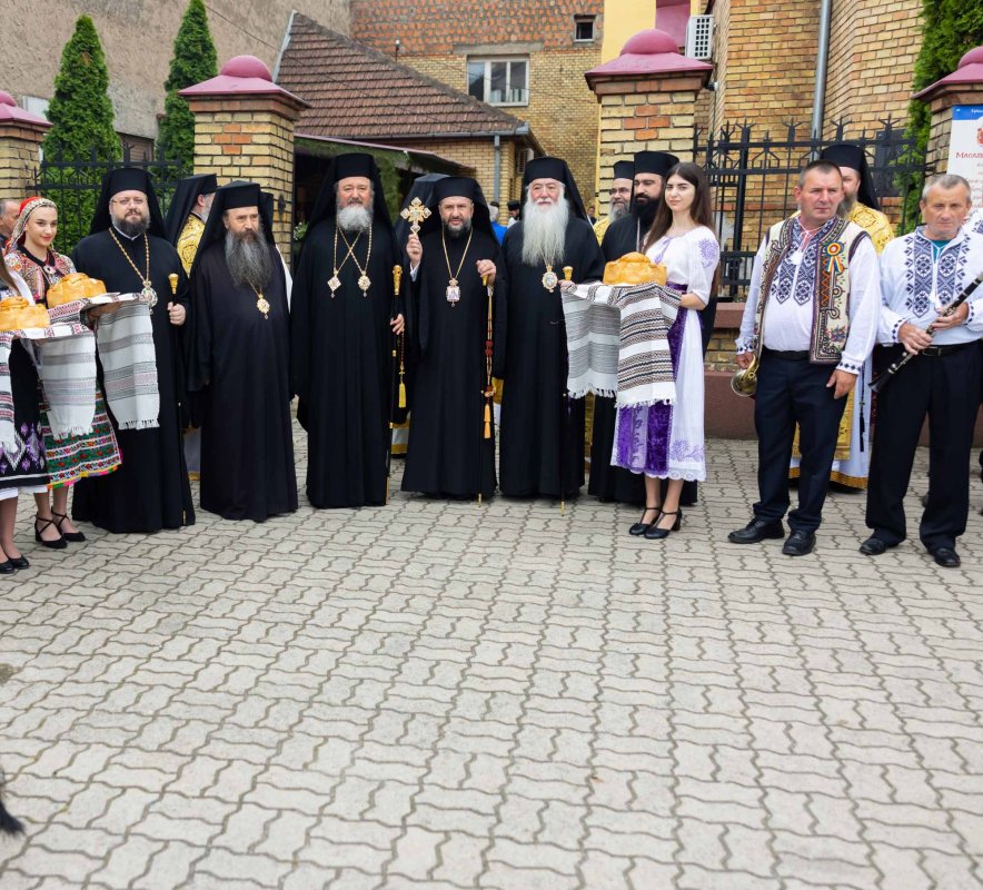 Hram și aniversare în Episcopia Daciei Felix 299389