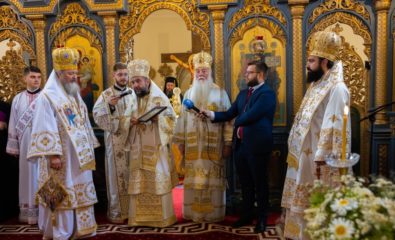 Hram și aniversare în Episcopia Daciei Felix 299443