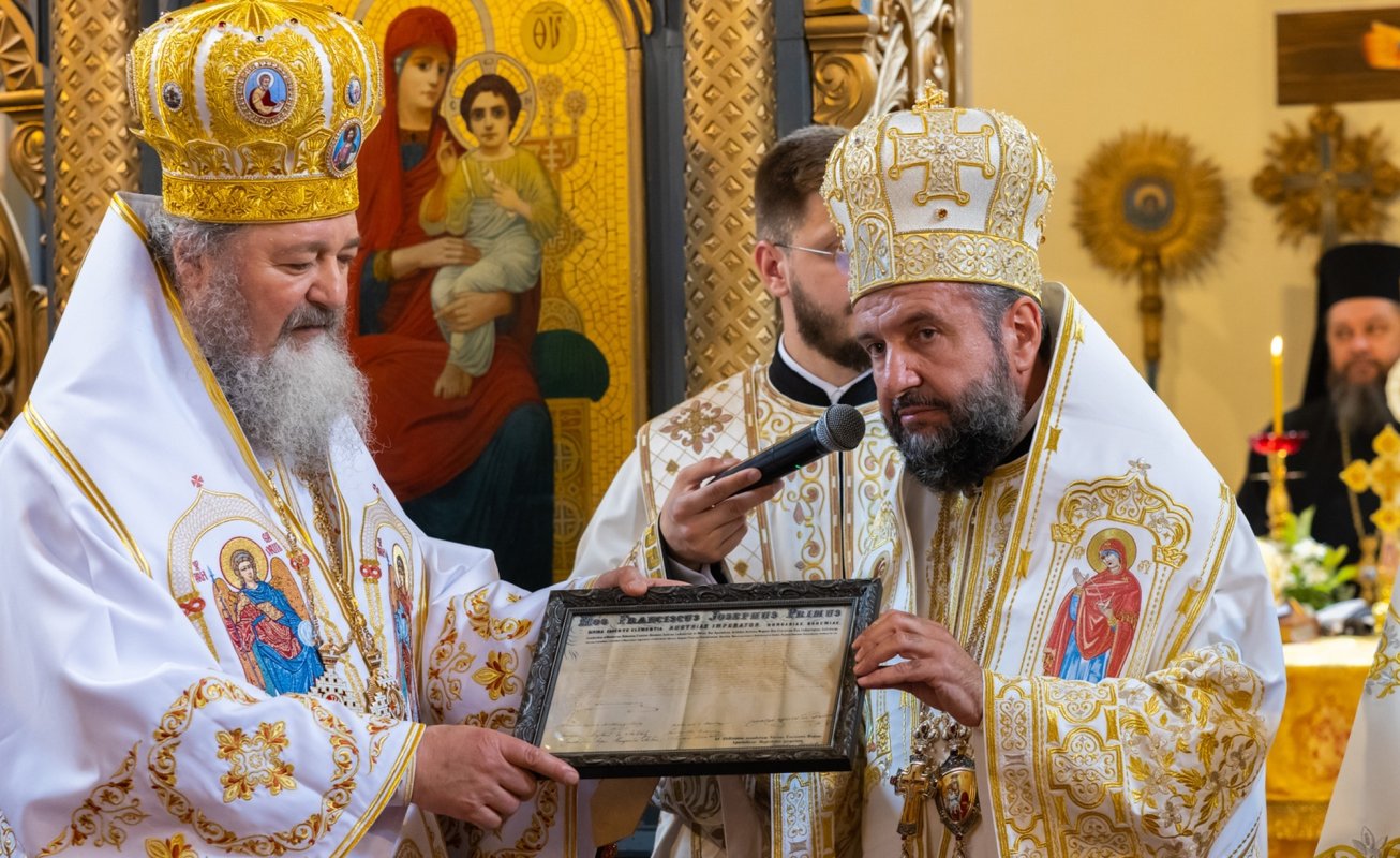 Hram și aniversare în Episcopia Daciei Felix 299444