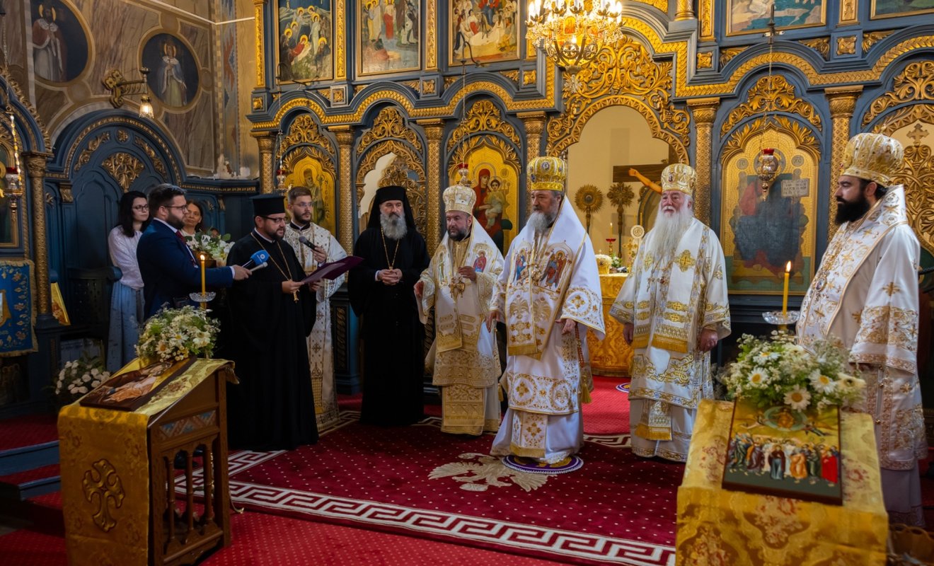 Hram și aniversare în Episcopia Daciei Felix 299446