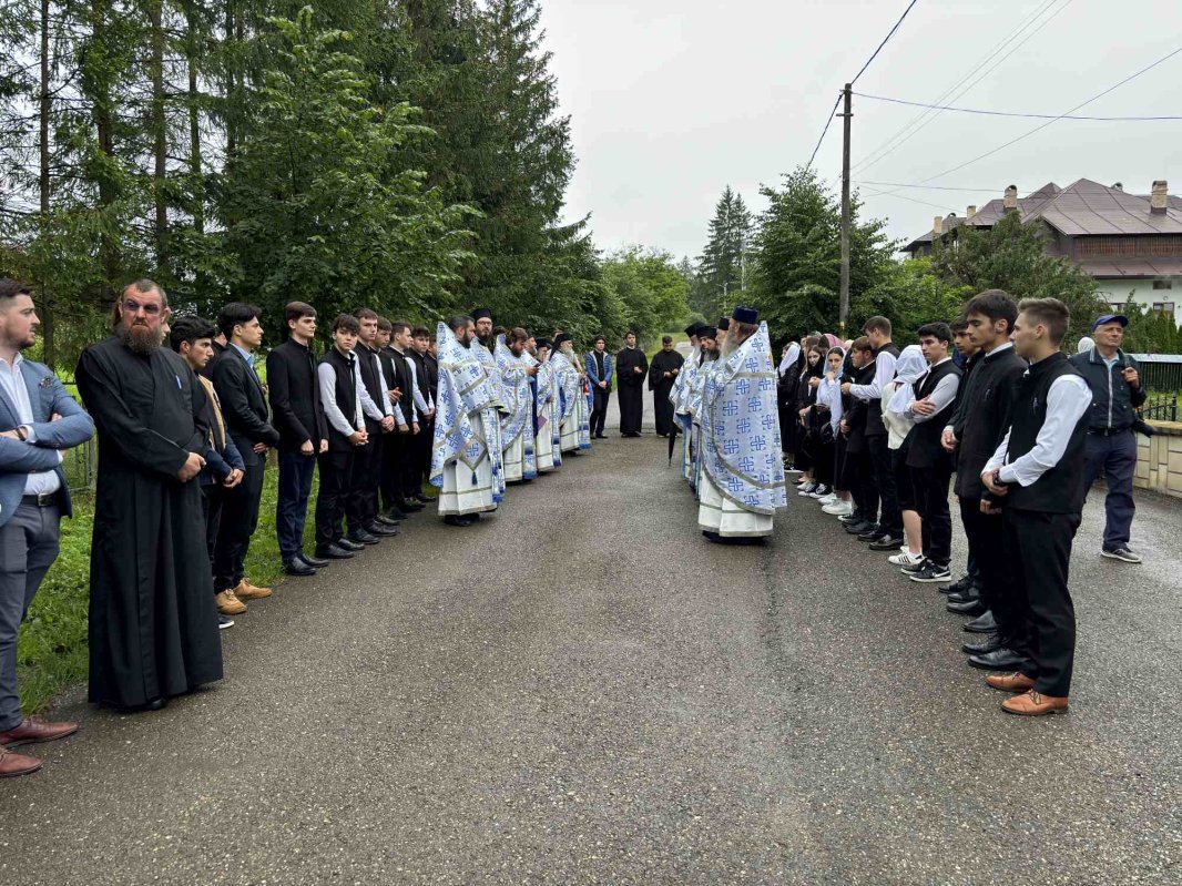 Hramul istoric al Mănăstirii Neamț 299315