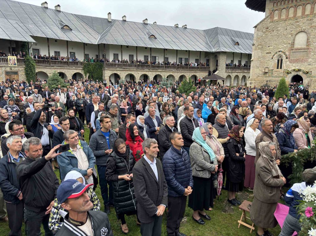 Hramul istoric al Mănăstirii Neamț 299322