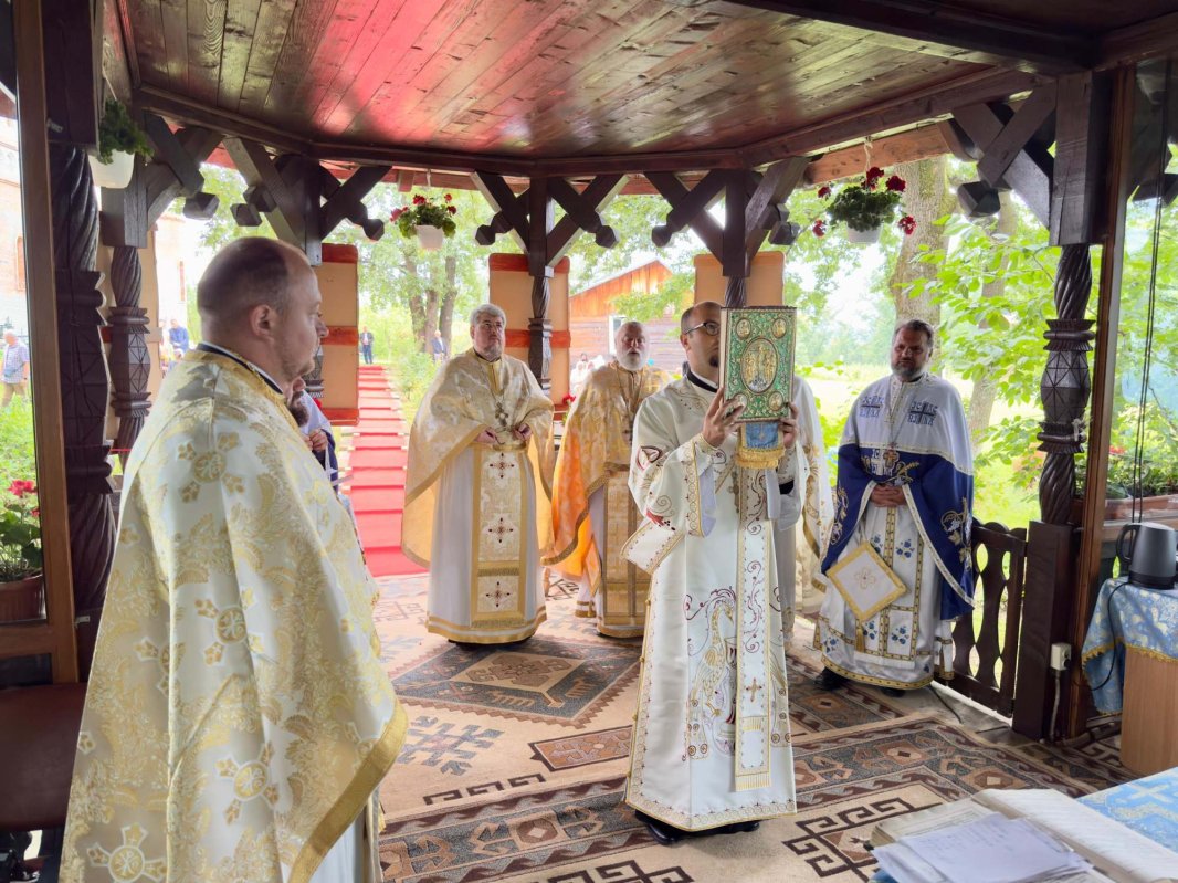 Înălțarea Domnului sărbătorită în Episcopia Caransebeşului 299516