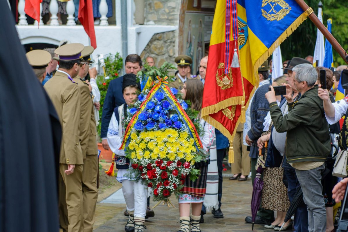 Recunoștință adusă ostașilor neamului la Mănăstirea „Înălțarea Sfintei Cruci” Brusturi 299546