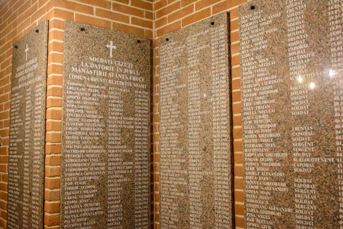 Recunoștință adusă ostașilor neamului la Mănăstirea „Înălțarea Sfintei Cruci” Brusturi 299556