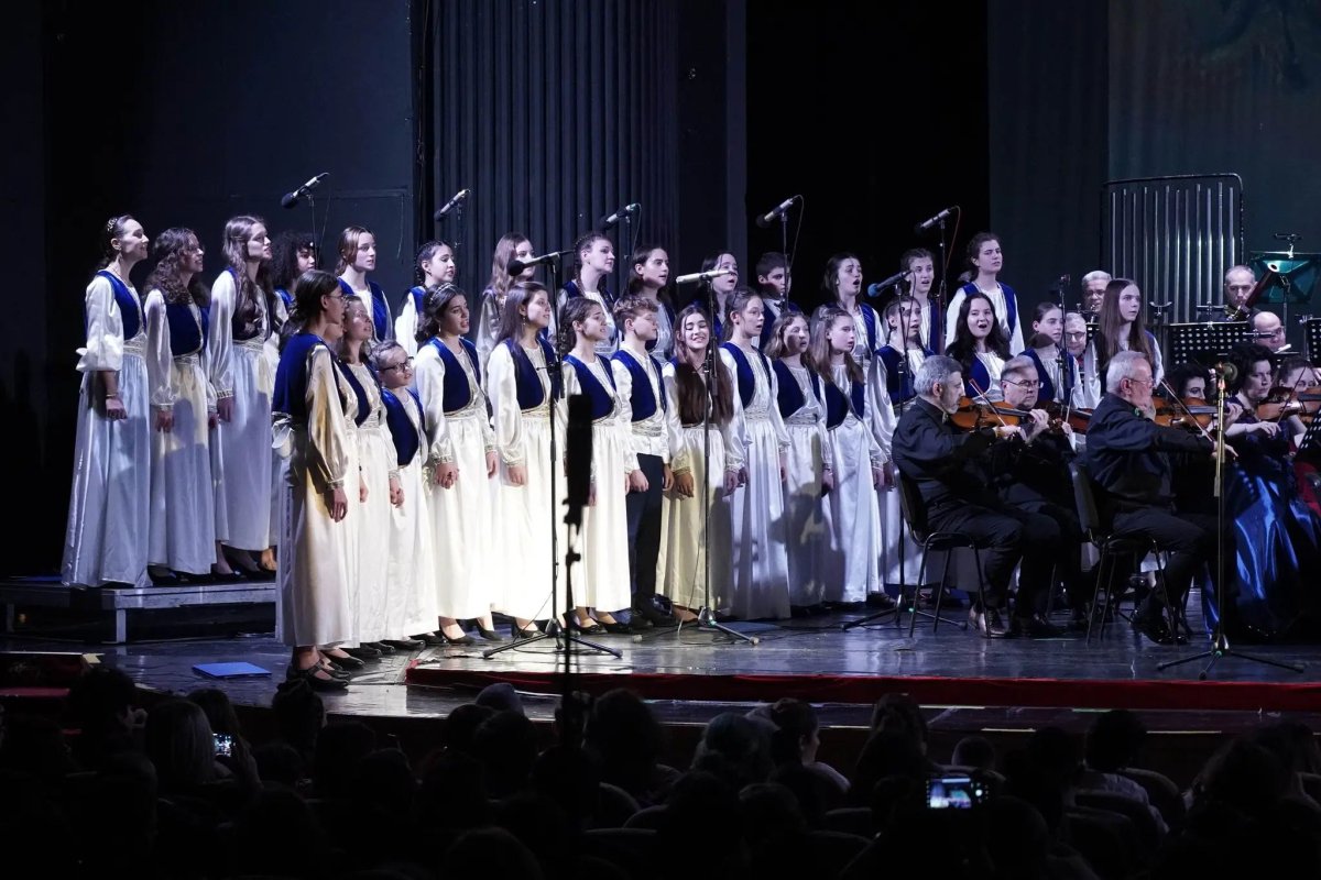 „Drag mi-e jocul românesc” 300206