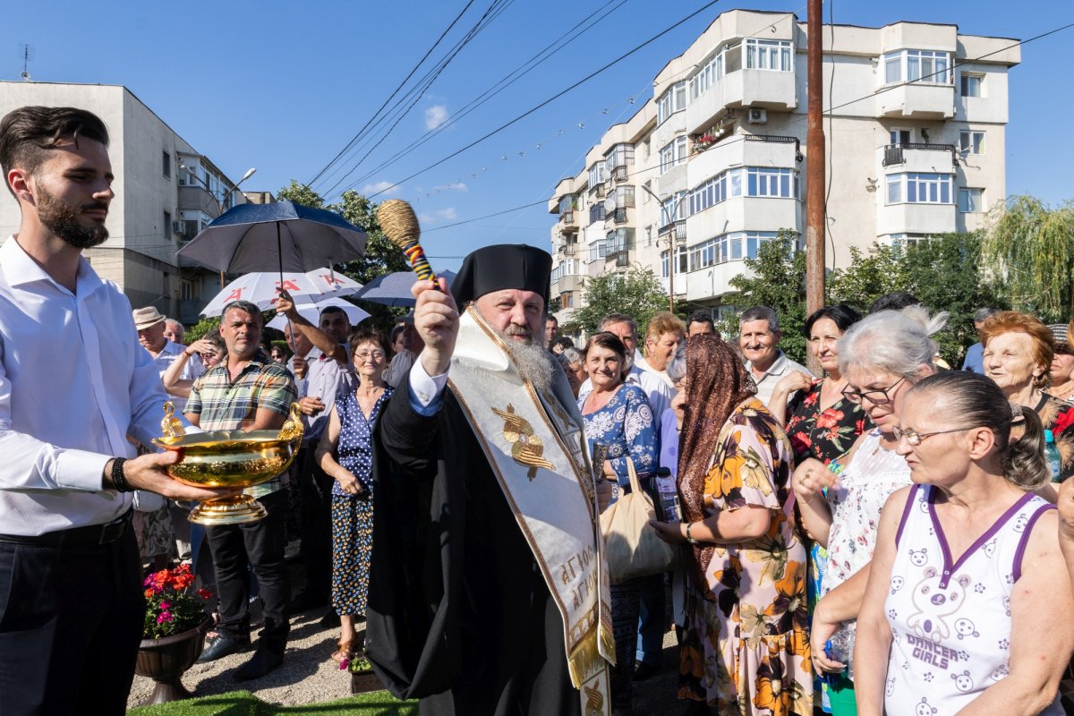 Început binecuvântat pentru prima biserică din parohia prahoveană Pleașa-Colonie 300263