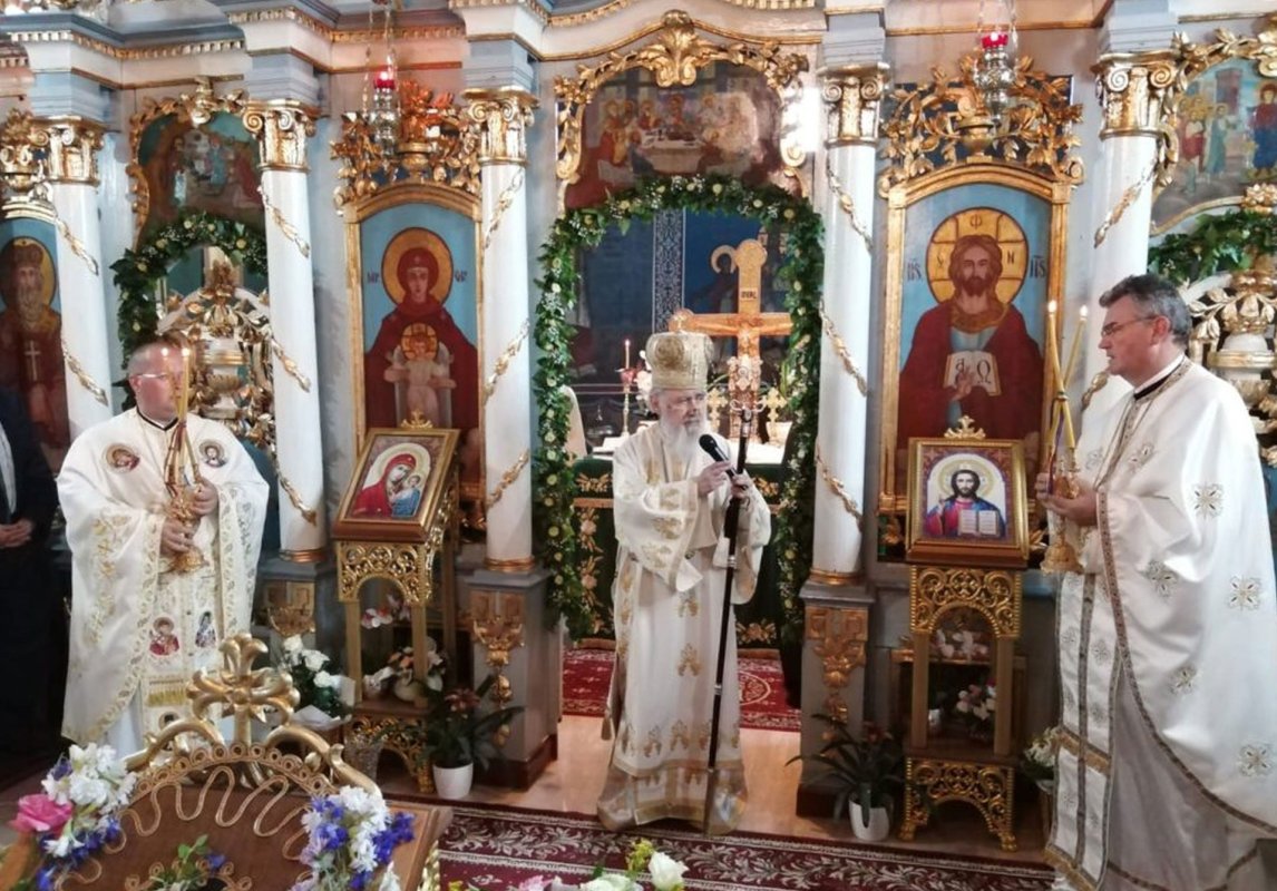 Moment aniversar la o biserică din județul Arad 300259