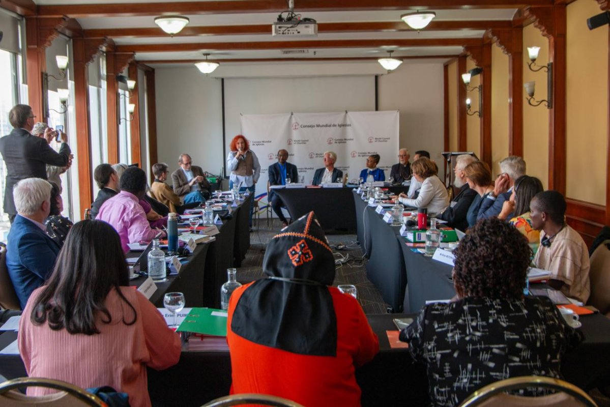 Comitetul Executiv al CEB s-a întrunit în Columbia 300287