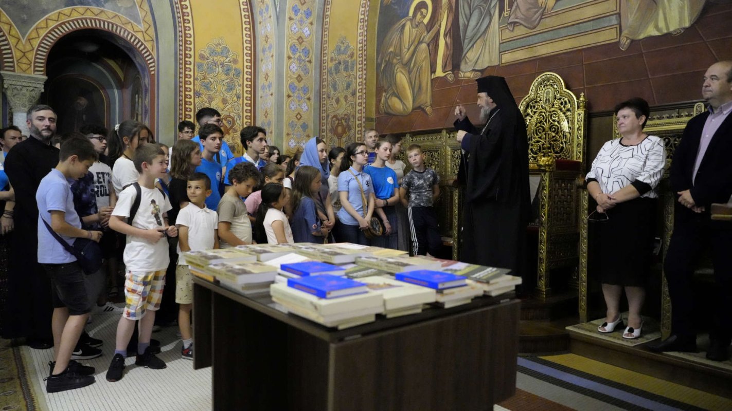 Premii pentru elevii olimpici la religie din județul Sibiu 300340