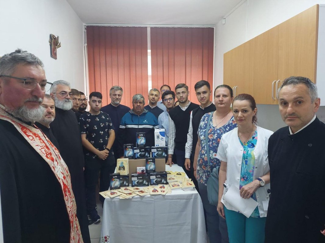 Aparatură medicală dăruită spitalului județean de urgență din Târgoviște 300409