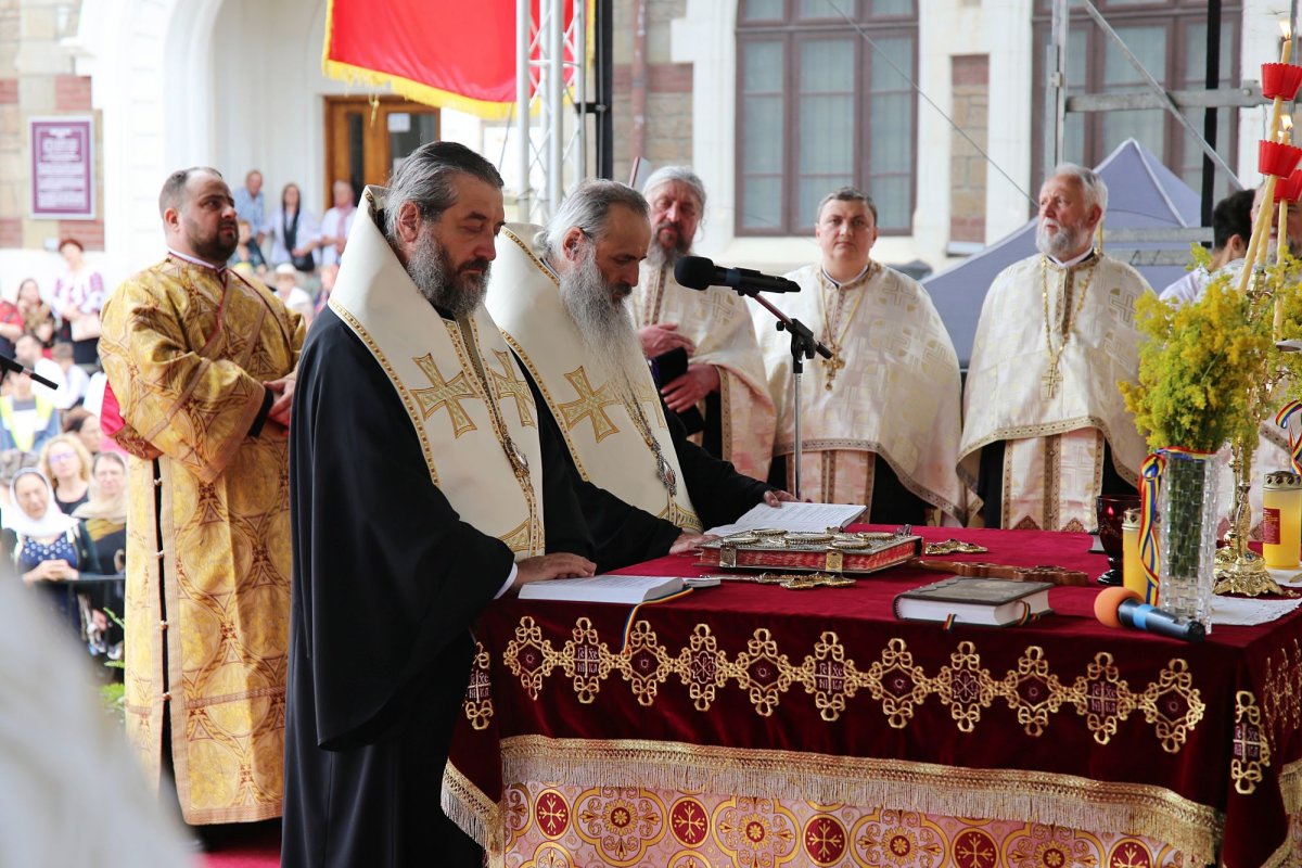 Orașul Piatra Neamț în haine de sărbătoare 300697