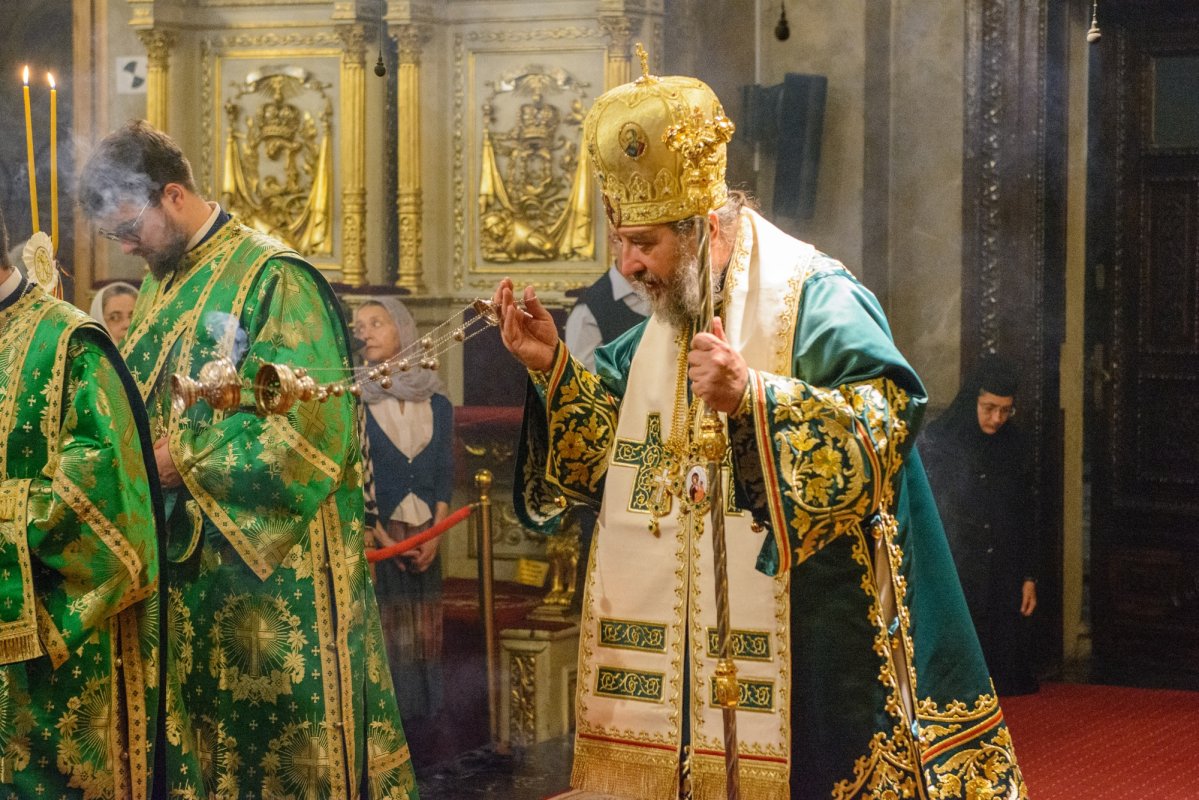 Praznicul Cincizecimii la catedrala din Iași 300639