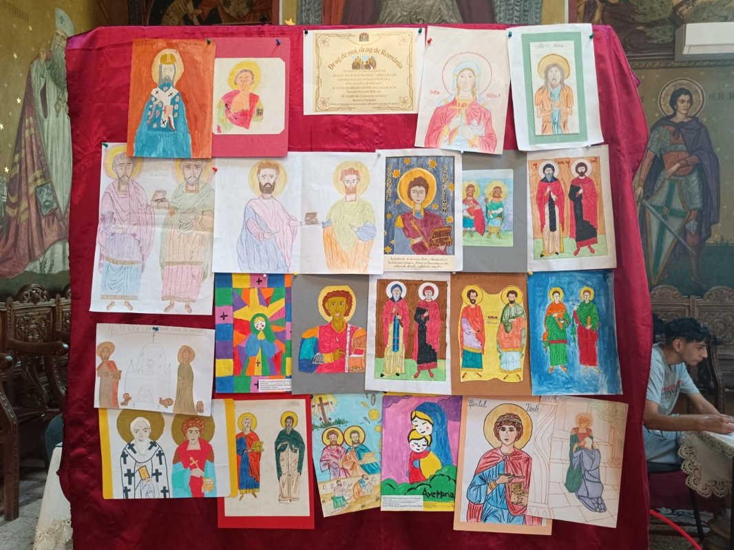 Elevi premiați la Parohia Parcul Călărași din București 300815