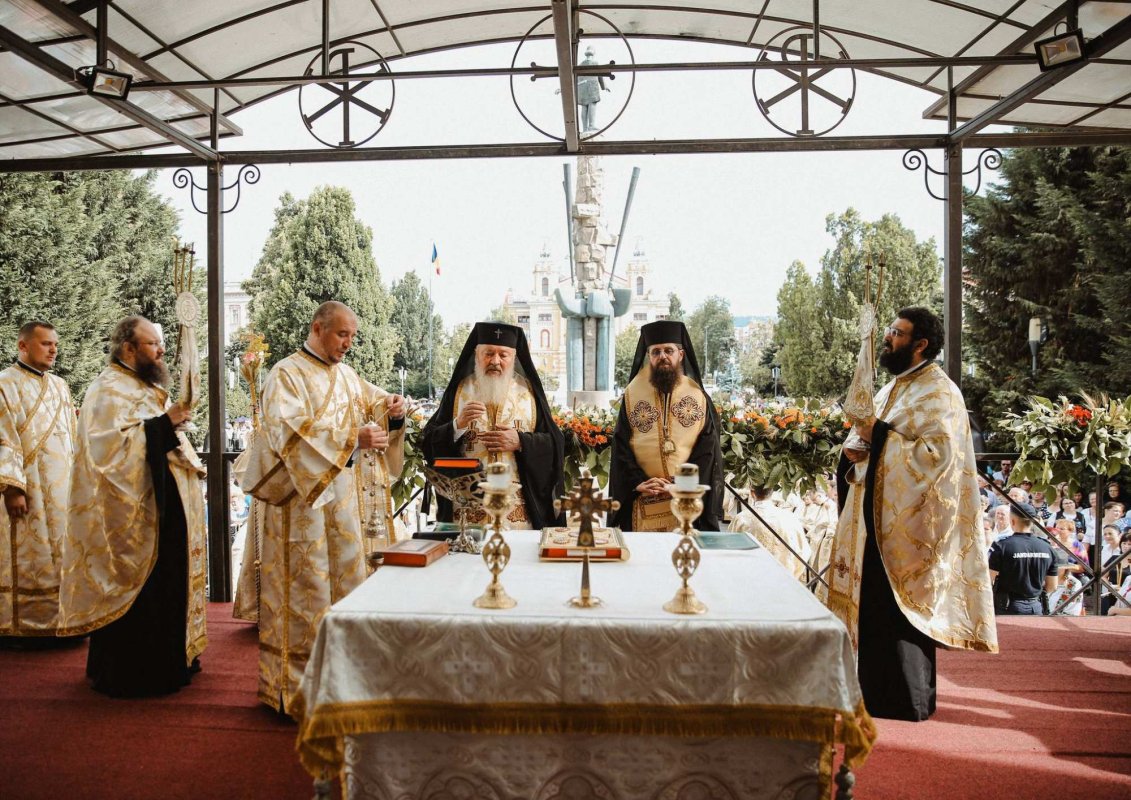Hirotonie de sărbătoarea Rusaliilor la Cluj-Napoca 300711