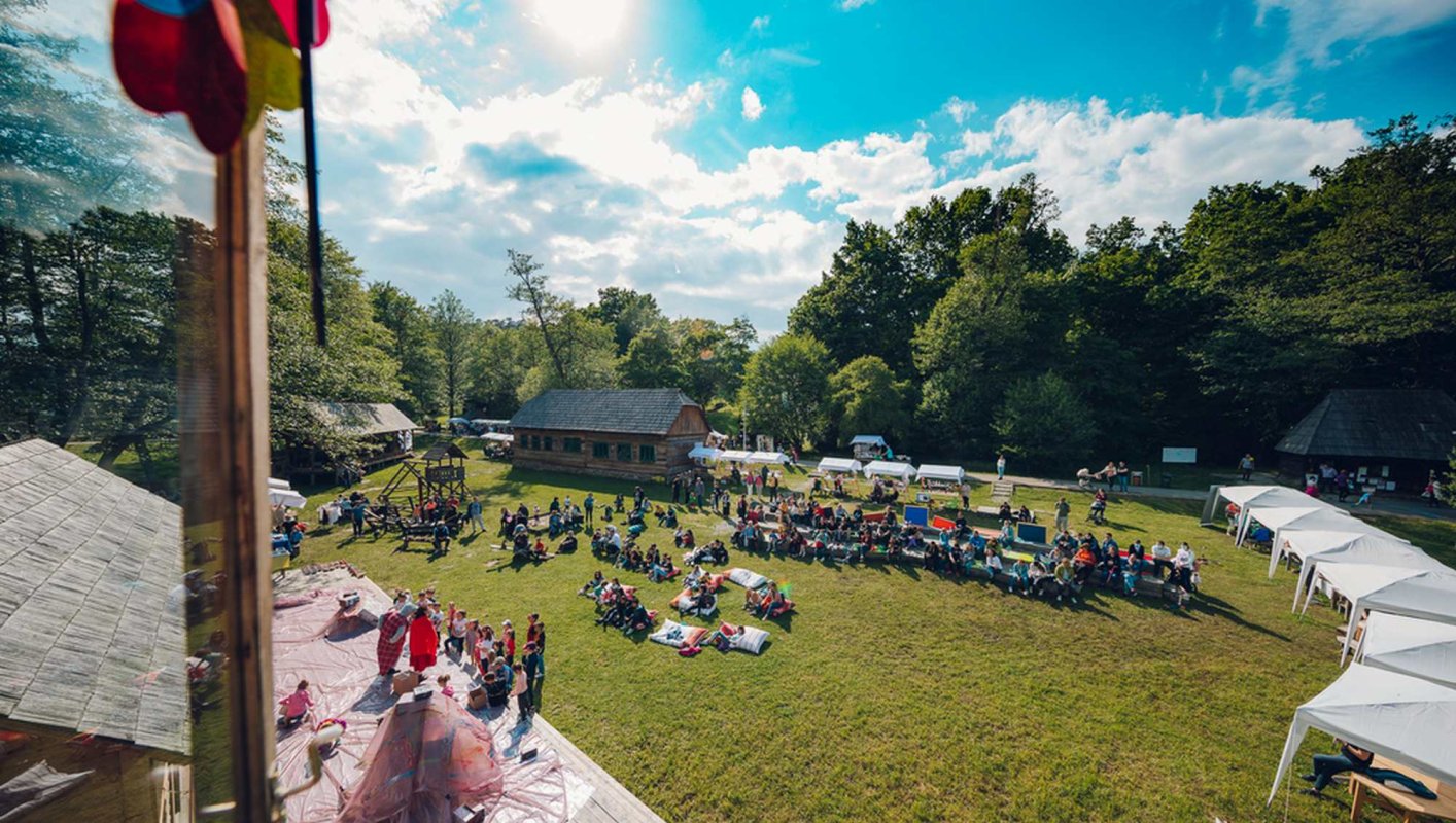 Atmosfera satului la Muzeul Astra 300834