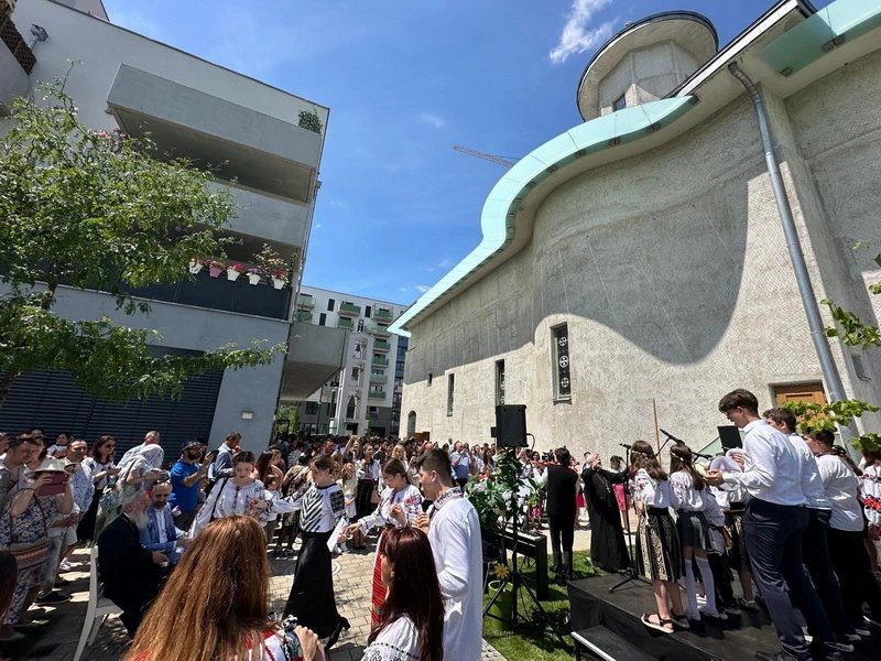 Românii din Viena adunaţi în comuniune de credinţă 300825