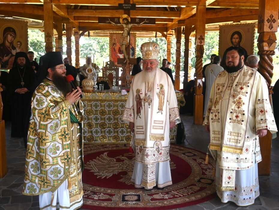 Târnosirea Bisericii „Nașterea Sfântului Ioan Botezătorul” de la Mănăstirea Bobota, Sălaj 300856