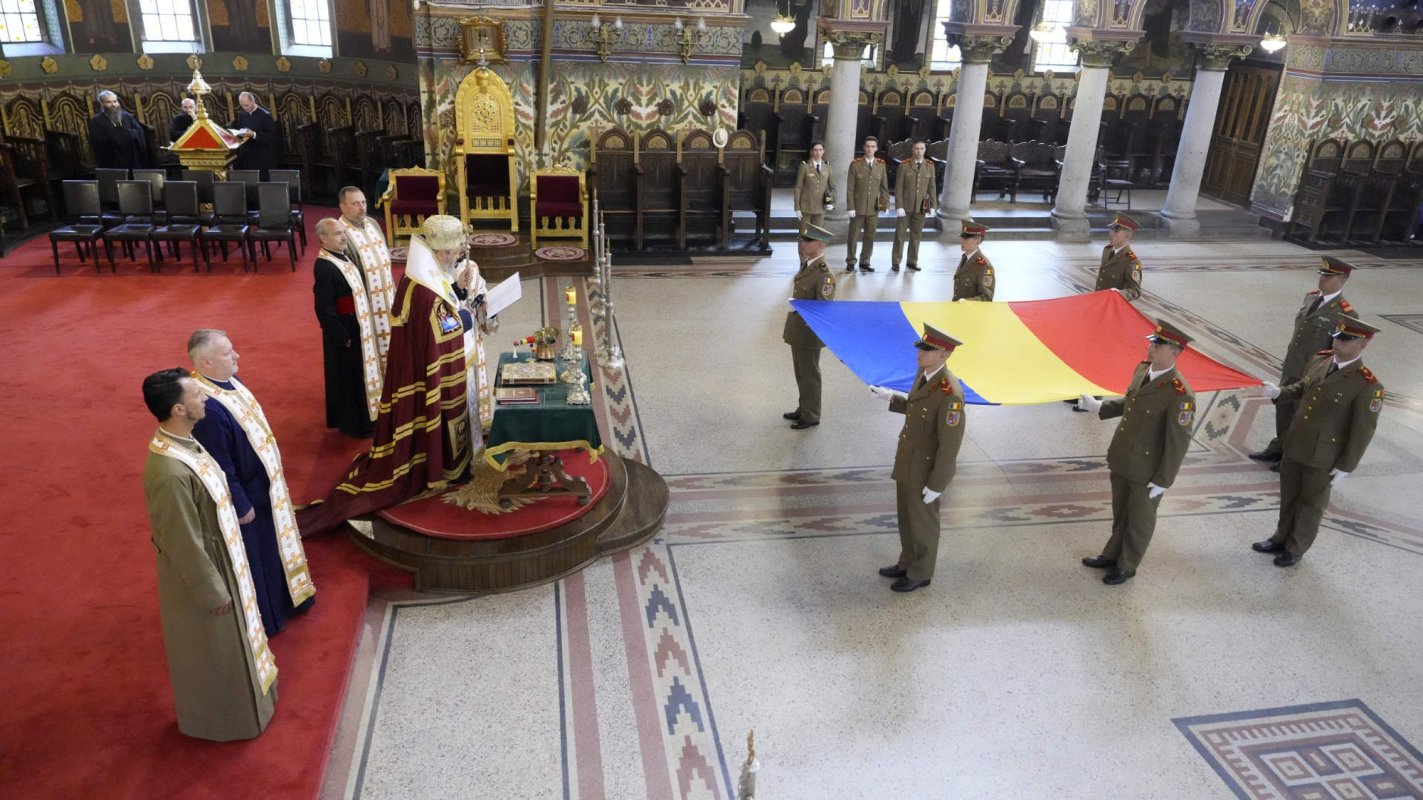 Drapelul național, sfințit la Sibiu 301029