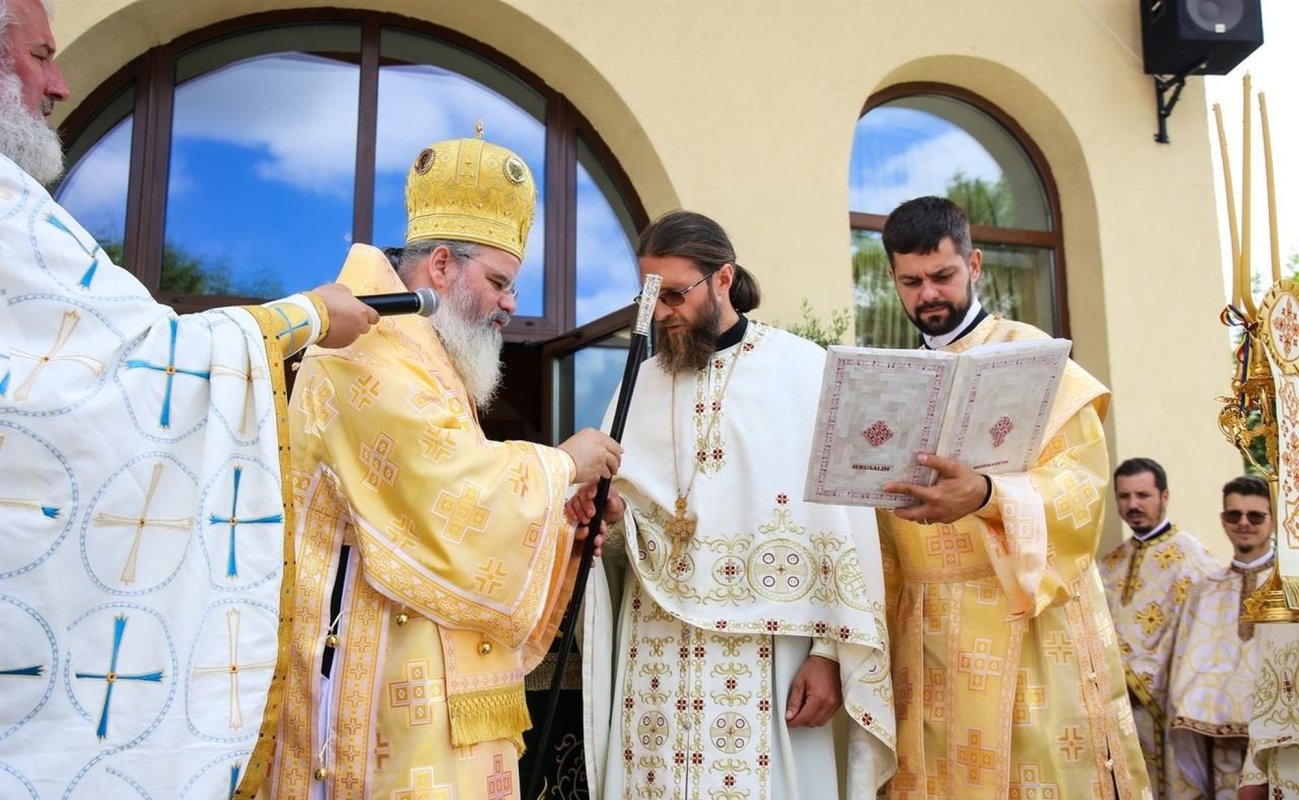 Slujire arhierească la Mănăstirea Tanacu 301047